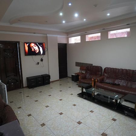 Imperator 1 Hotel Kutaisi Dış mekan fotoğraf