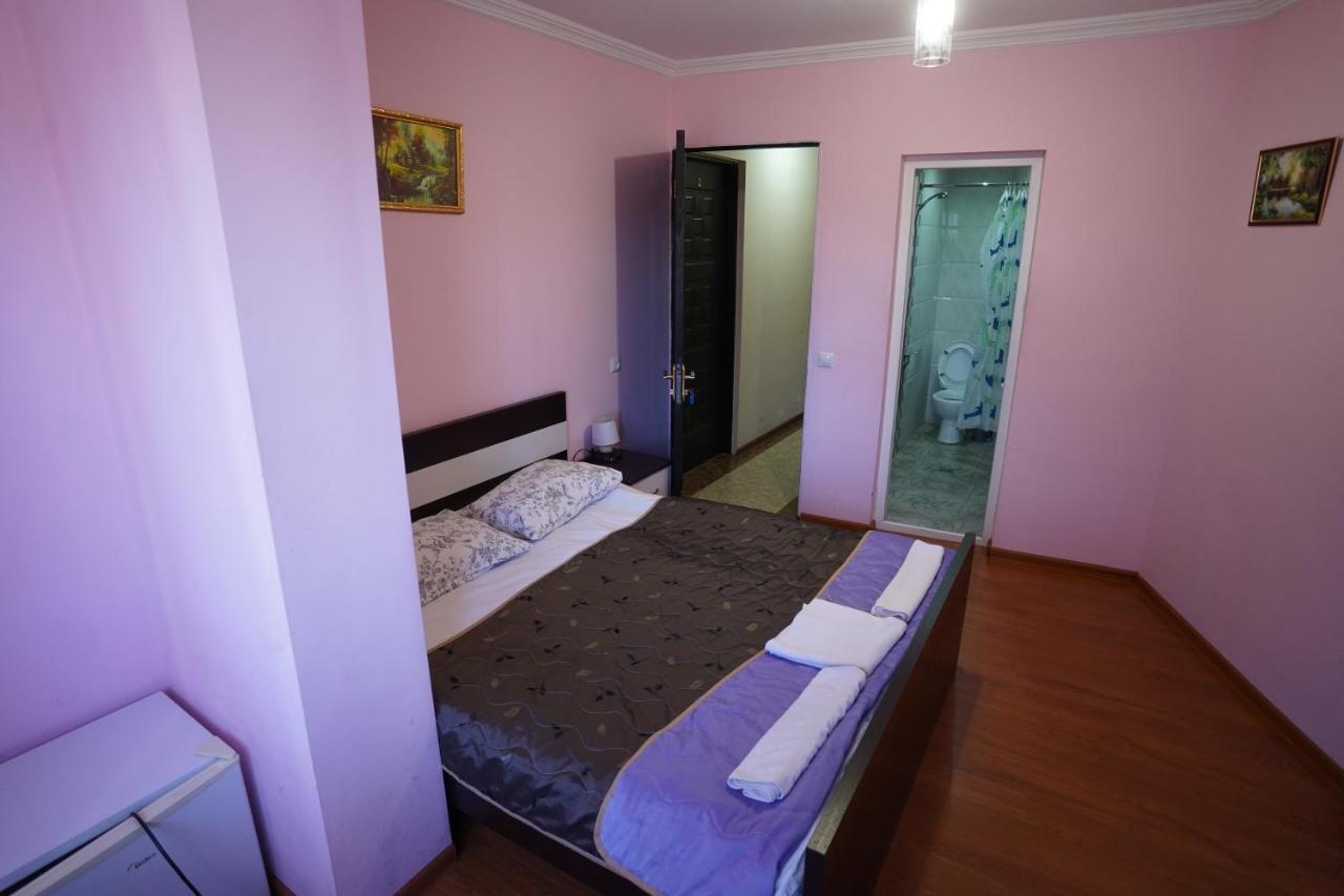 Imperator 1 Hotel Kutaisi Dış mekan fotoğraf