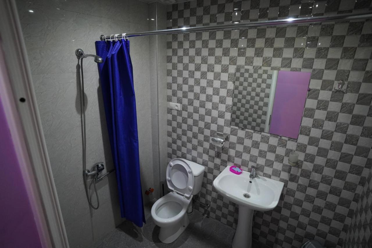 Imperator 1 Hotel Kutaisi Dış mekan fotoğraf