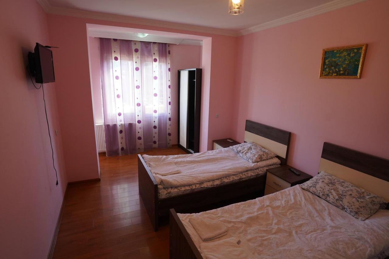 Imperator 1 Hotel Kutaisi Dış mekan fotoğraf