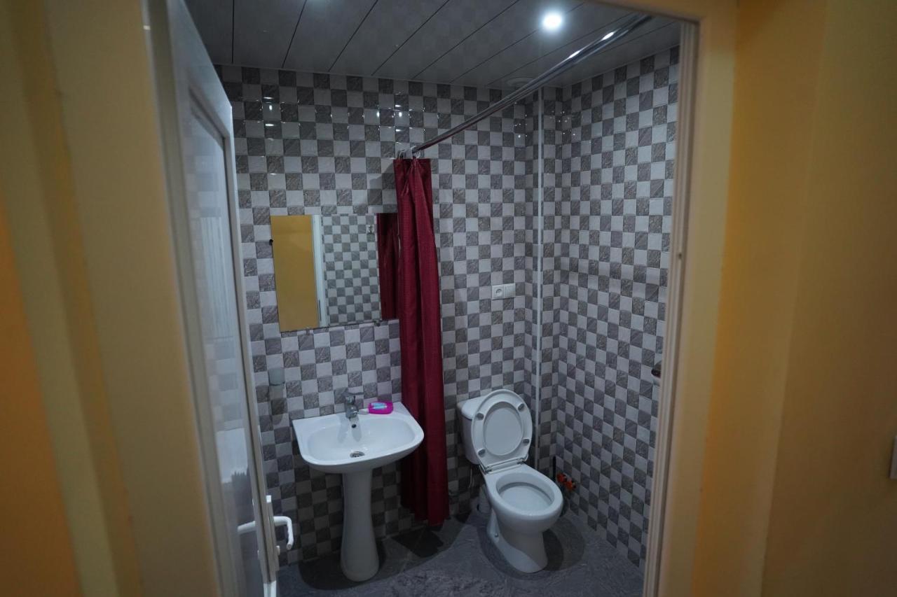 Imperator 1 Hotel Kutaisi Dış mekan fotoğraf