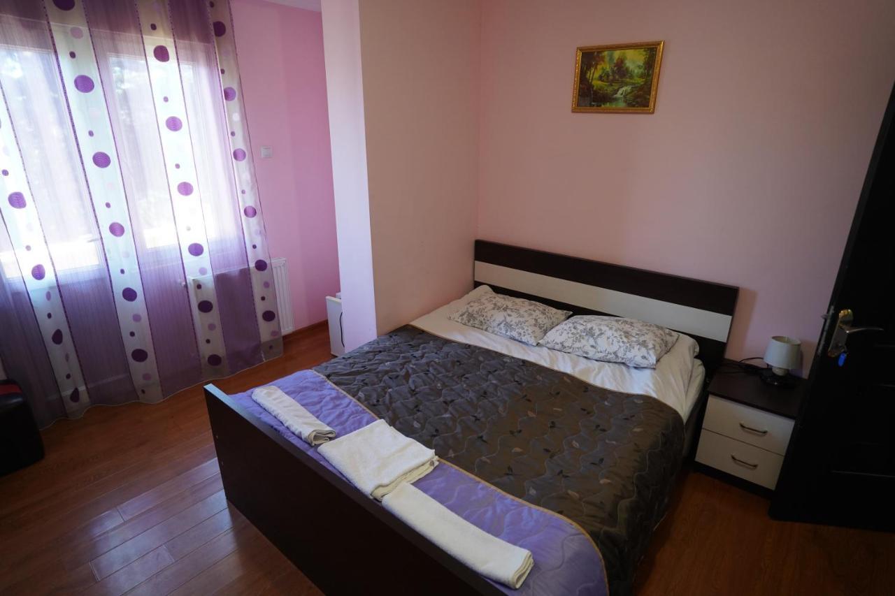 Imperator 1 Hotel Kutaisi Dış mekan fotoğraf