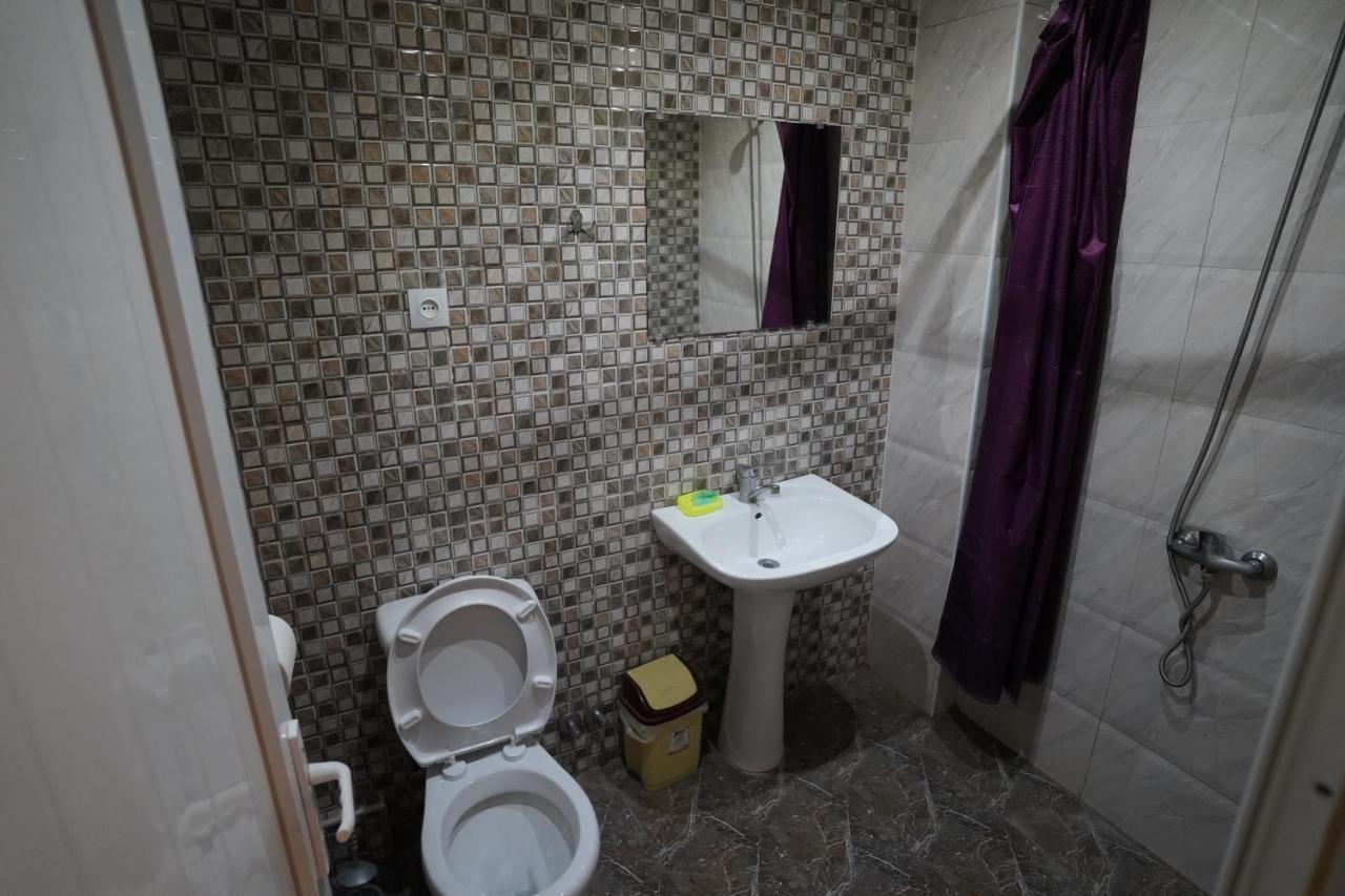 Imperator 1 Hotel Kutaisi Dış mekan fotoğraf