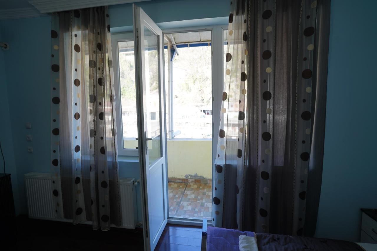 Imperator 1 Hotel Kutaisi Dış mekan fotoğraf