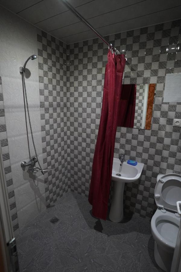 Imperator 1 Hotel Kutaisi Dış mekan fotoğraf